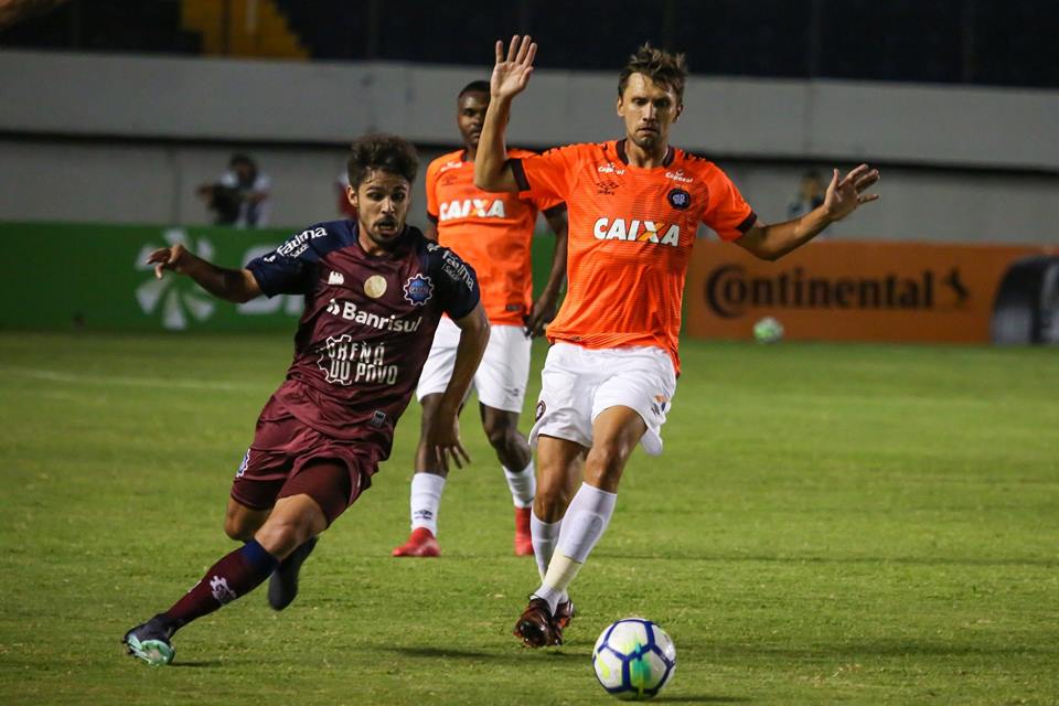 Caxias e Atlético Paranaense não saíram do zero a zero